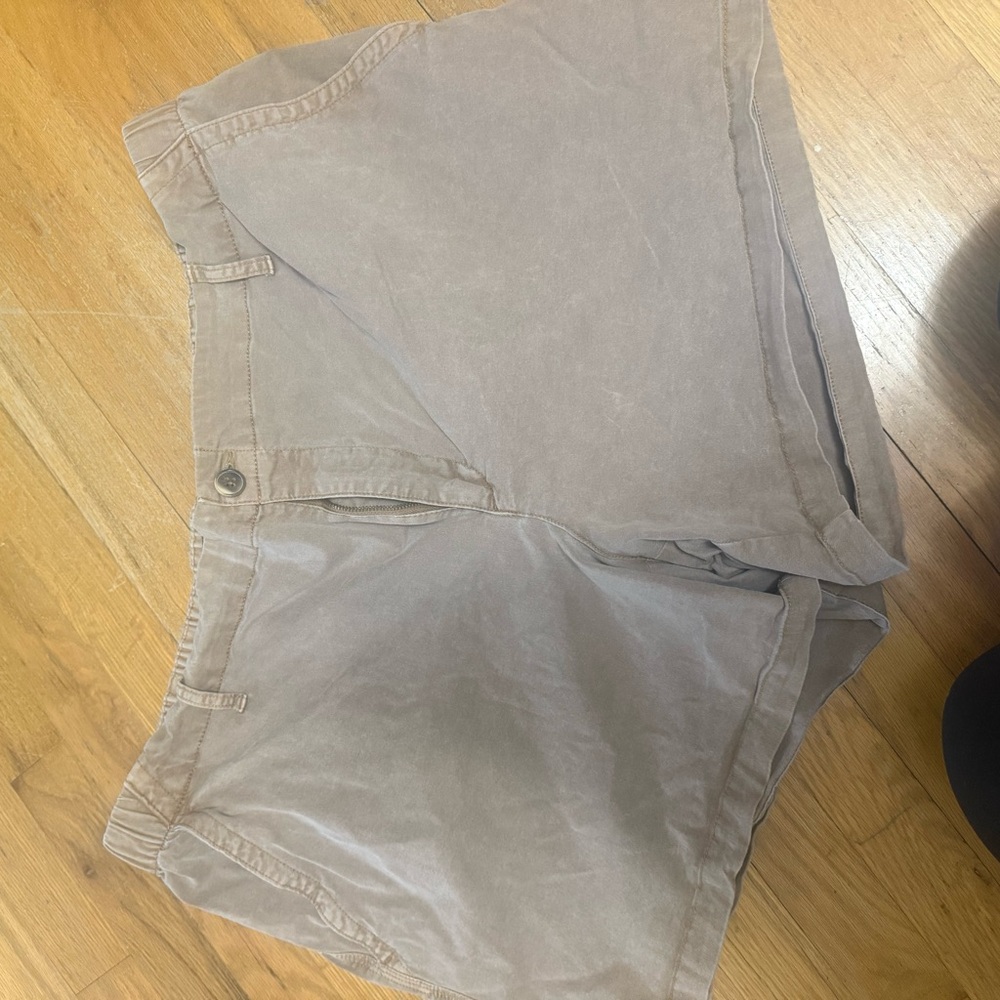Women’s Tan Shorts